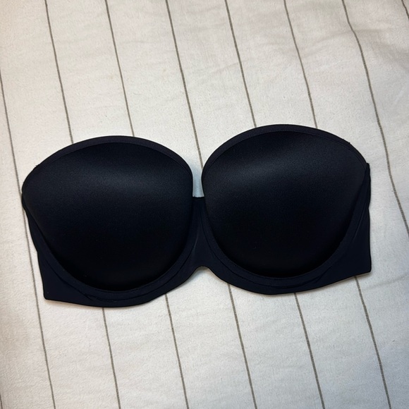Other - Brand new with tags third love bra size 32D black.
